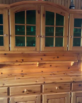 CREDENZA IN CIRMOLO CON ANGOLIERA E TAVOLO