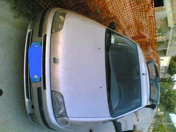 Fiat punto 5 porte grigio metallizzato