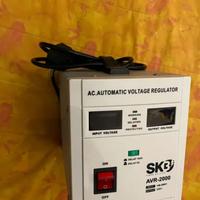 Stabilizzatore Tensione SKB AVR-2000 2000VA