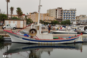 Barca da pesca con licenza