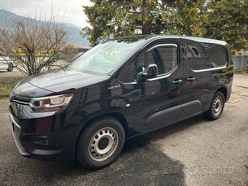 Toyota pro ace city elettric long