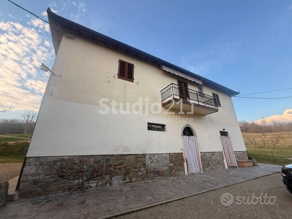 Rustico / Casale di 280 m² con più di 5 locali e p - Vista 2
