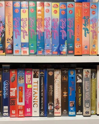 VHS  con cartoni animati e film Disney e non
