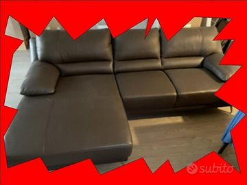 Divano similpelle a 3 posti con chaise-longue