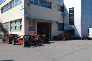 Magazzino 200MQ circa con ufficio e bagno