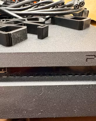 PlayStation 4 Slim 500gb+ accessori