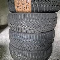 4 gomme neve 205/60 R 16 