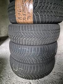 4 gomme neve 205/60 R 16 