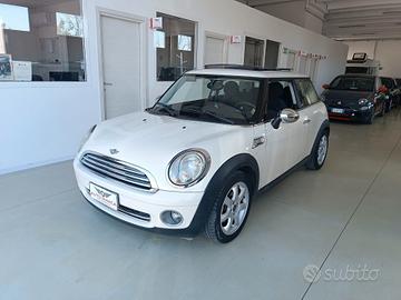 Mini 1.4 16V One Chili