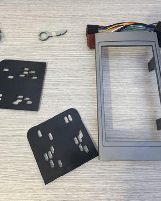 Kit Montaggio Autoradio Mascherina 2 DIN