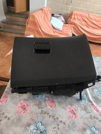 Cassetto portaoggetti Opel Astra j ctdi 2011