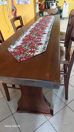 Isola in noce legno massello.