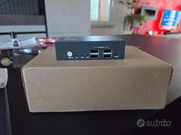 Switch KVM DisplayPort Dual Monitor 2 PC/2 Monitor