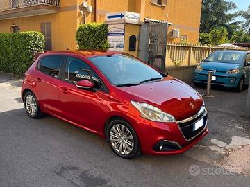 Peugeot 208 PureTech 1.2 BENZINA 82cv 5 porte Allu