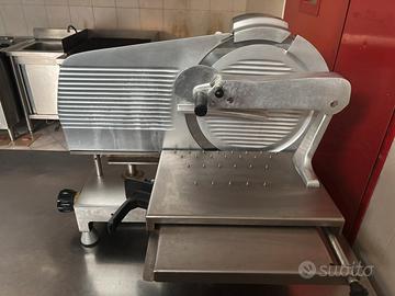 AFFETTATRICE PROFESSIONALE TRIFASE