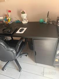 Scrivania ikea
