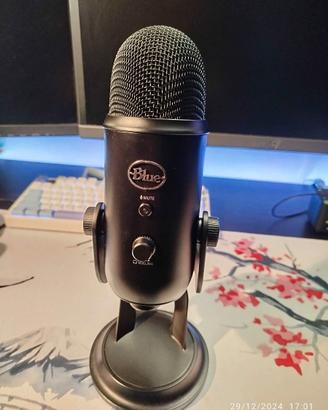 Microfono Blue Yeti Nero + Accessori Extra
