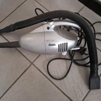 Aspirapolvere piccolo per auto