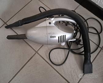 Aspirapolvere piccolo per auto