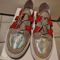 Scarpe da ginnastica eleganti