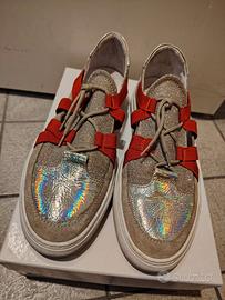 Scarpe da ginnastica eleganti