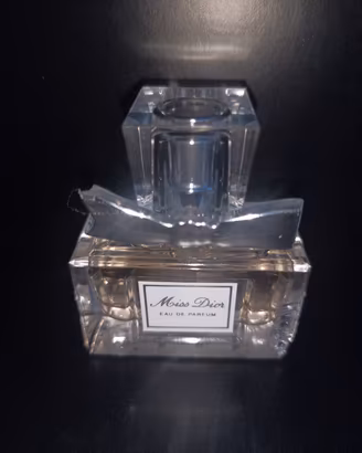Profumo da collezione Miss Dior