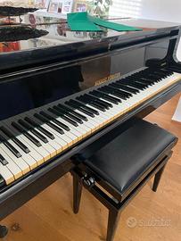 Pianoforte  mezza coda