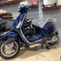 Vespa Primavera bauletto INCLUSO