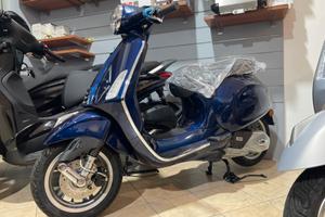 Vespa Primavera bauletto INCLUSO