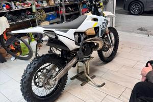 Husqvarna 300 2022