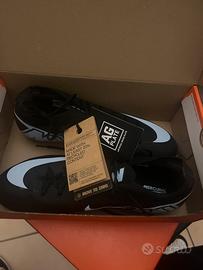 Scarpe da calcio Nike Mercurial taglia 44