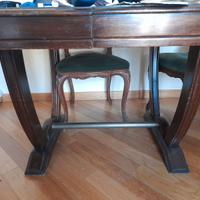 Tavolo in noce art deco francese 1920