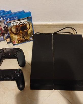 PS4 + 2 Controller + 4 Giochi