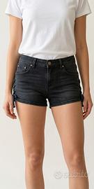 🖤 Shorts Neri H&M Taglia XS 🖤