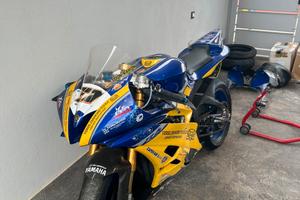 Yamaha r6 2007 pronto pista motore nuovo