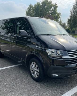 Volkswagen multiIvan,  cambio automatico,  permuto