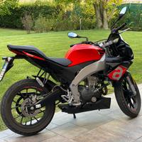 Vendo Moto Aprilia Tuono 125