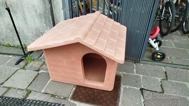 Cuccia casetta in plastica robusta da esterno