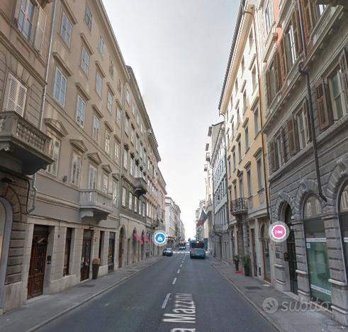 Stanza doppia in Via Mazzini, Trieste