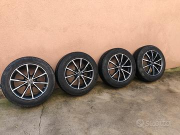 Cerchi in lega 215/60 R17