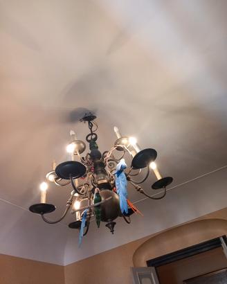 lampadario classico in metallo