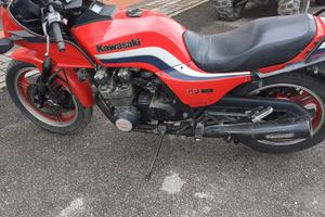 moto kawasaki 750
