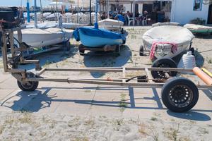 Carrello alaggio motorizzato 