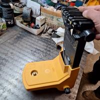 Supporto laser Dewalt x controsoffittature