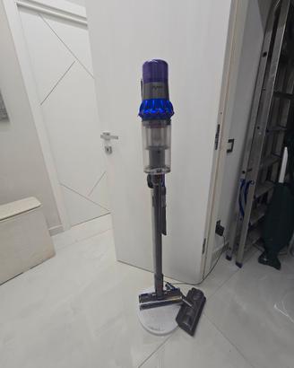 Dyson detective V 15
