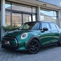 MINI Cooper 1.5 Essential 5 porte AUTOMATIC