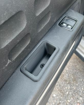 Maniglia interna  Anteriore Sx +Dx Citroen C3 B618