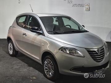 Lancia Ypsilon 0.9 TwinAir 85 CV 5 porte Metano Ec