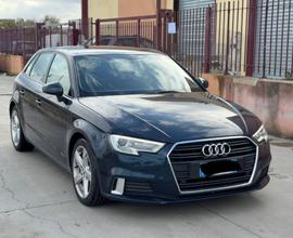 Audi A3 1.6 TDI 110CV S tronic Sport