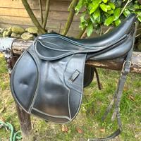 Sella per equitazione monta inglese